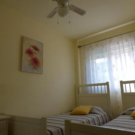 Hakuna Matata Con Gran Terraza, Planta Baja Appartement